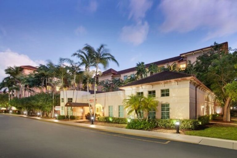 Residence-Inn_Fort_Lauderdale-Orange-Blossom-Classic1